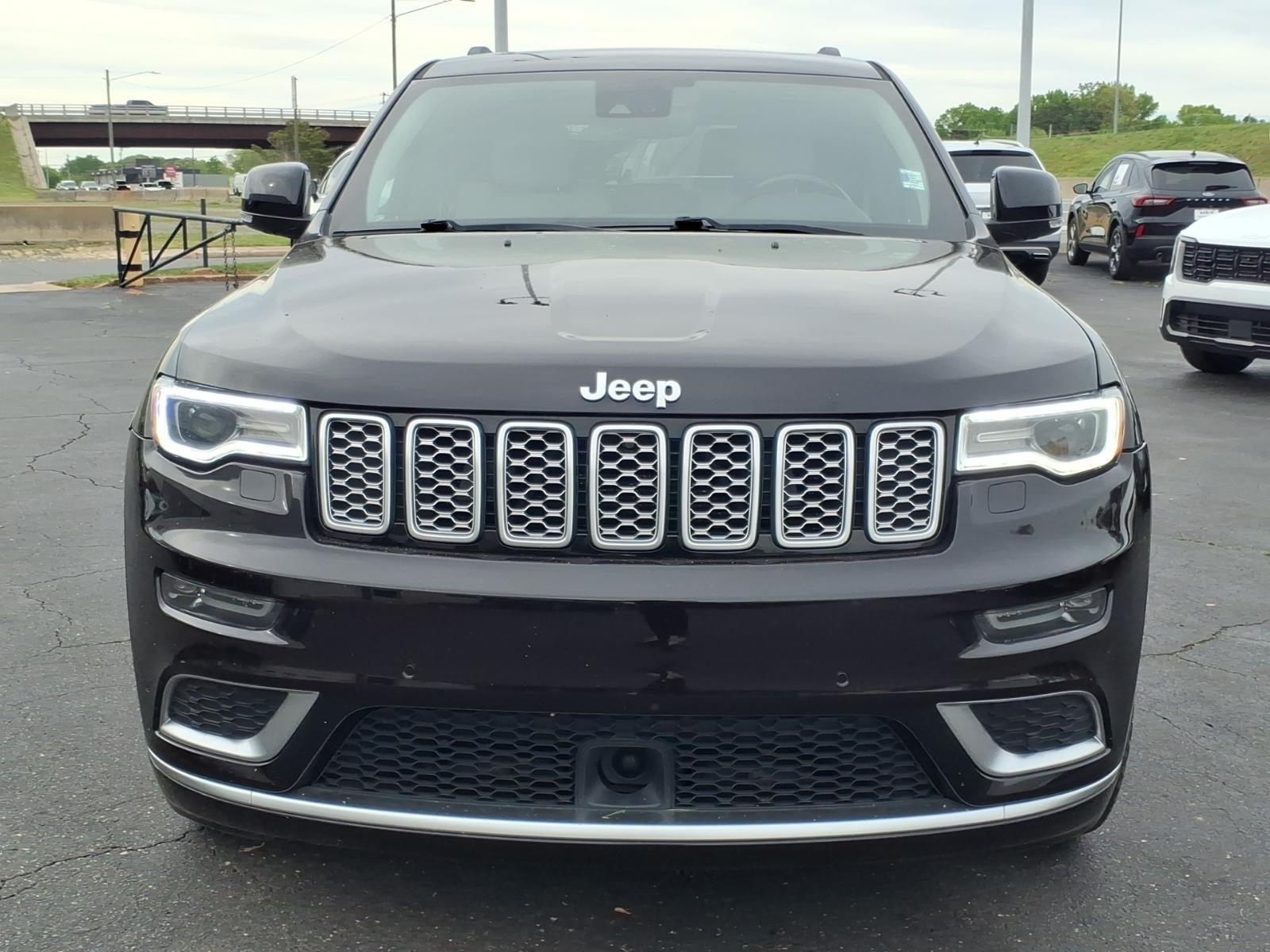 2020 Jeep Grand Cherokee Summit