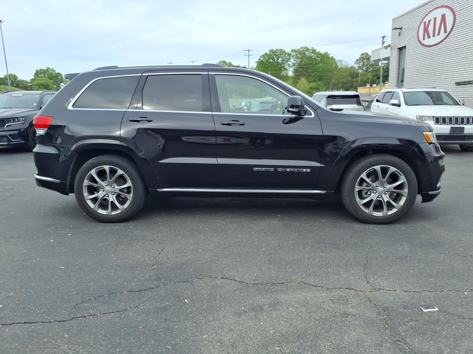 2020 Jeep Grand Cherokee Summit