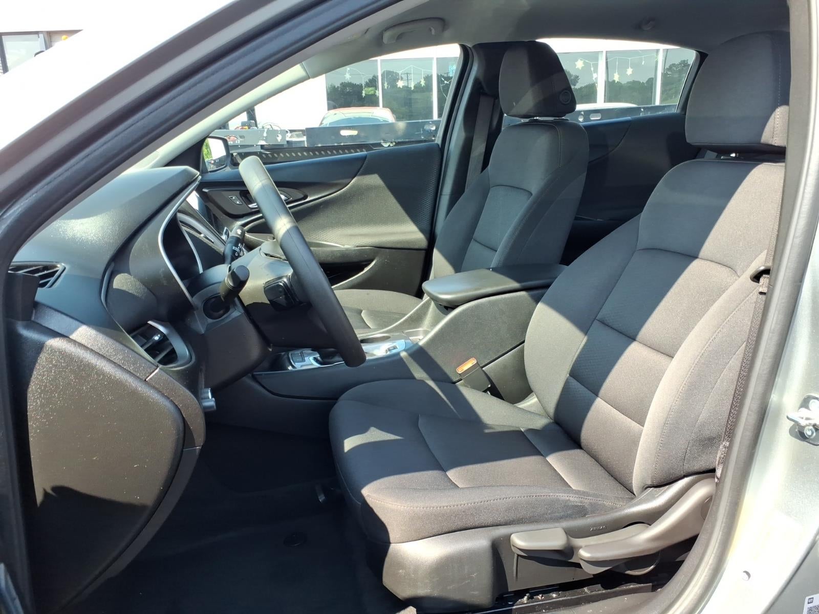 2025 Chevrolet Malibu LS 1LS