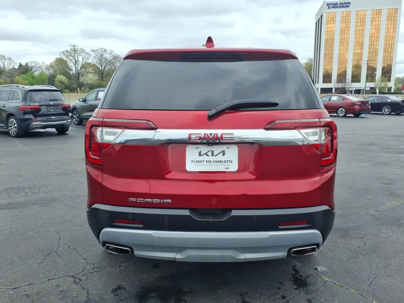 2022 GMC Acadia SLE