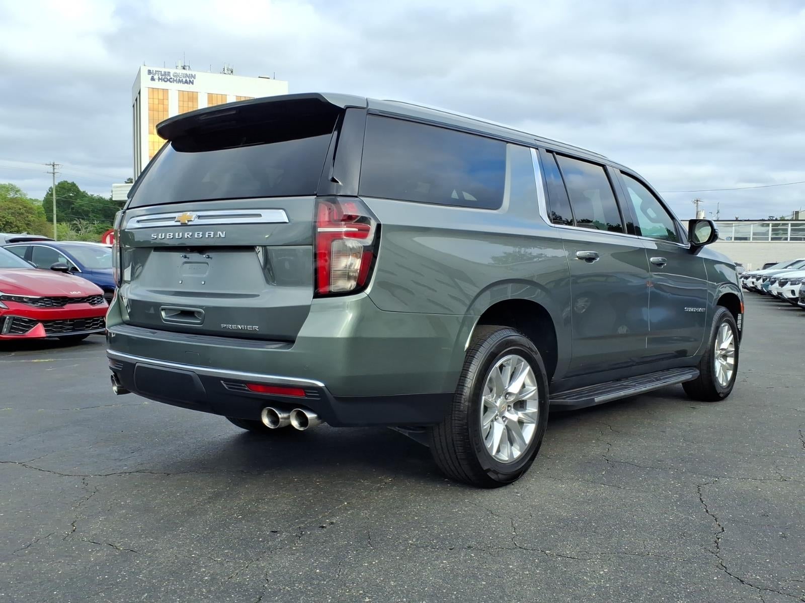 2023 Chevrolet Suburban Premier
