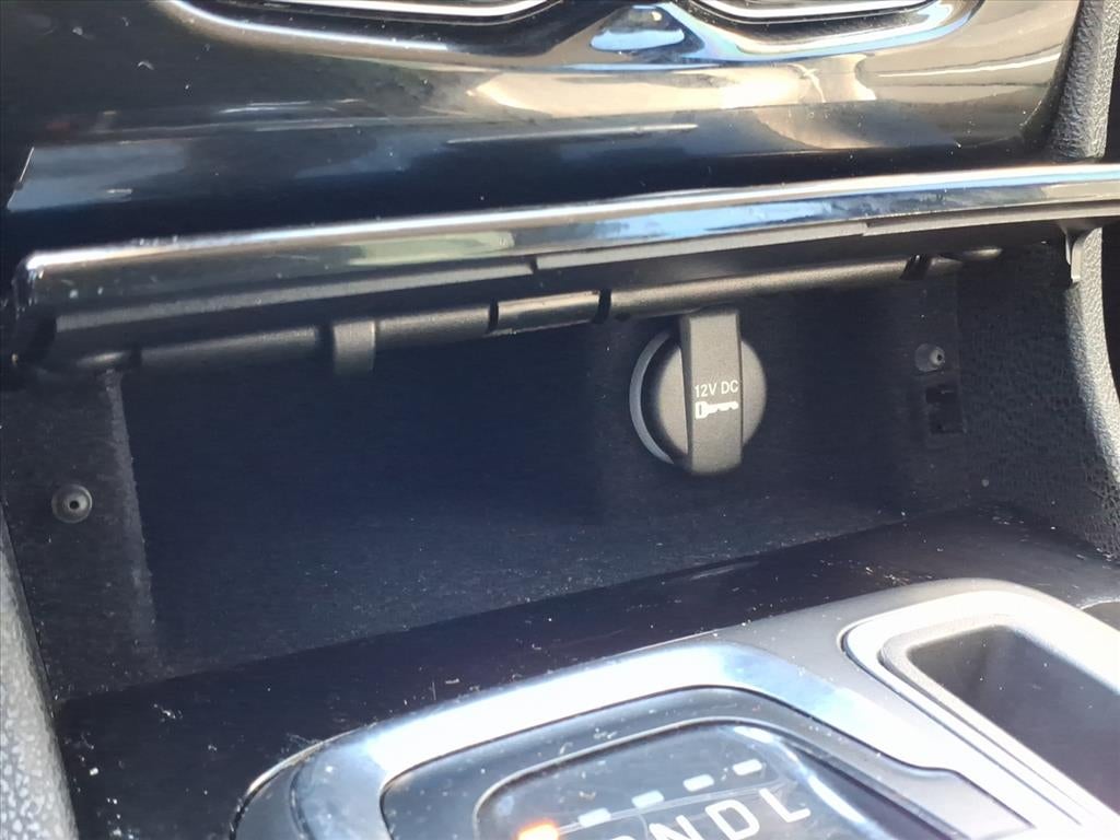 2023 Chrysler 300 Touring L