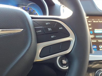 2023 Chrysler 300 Touring L