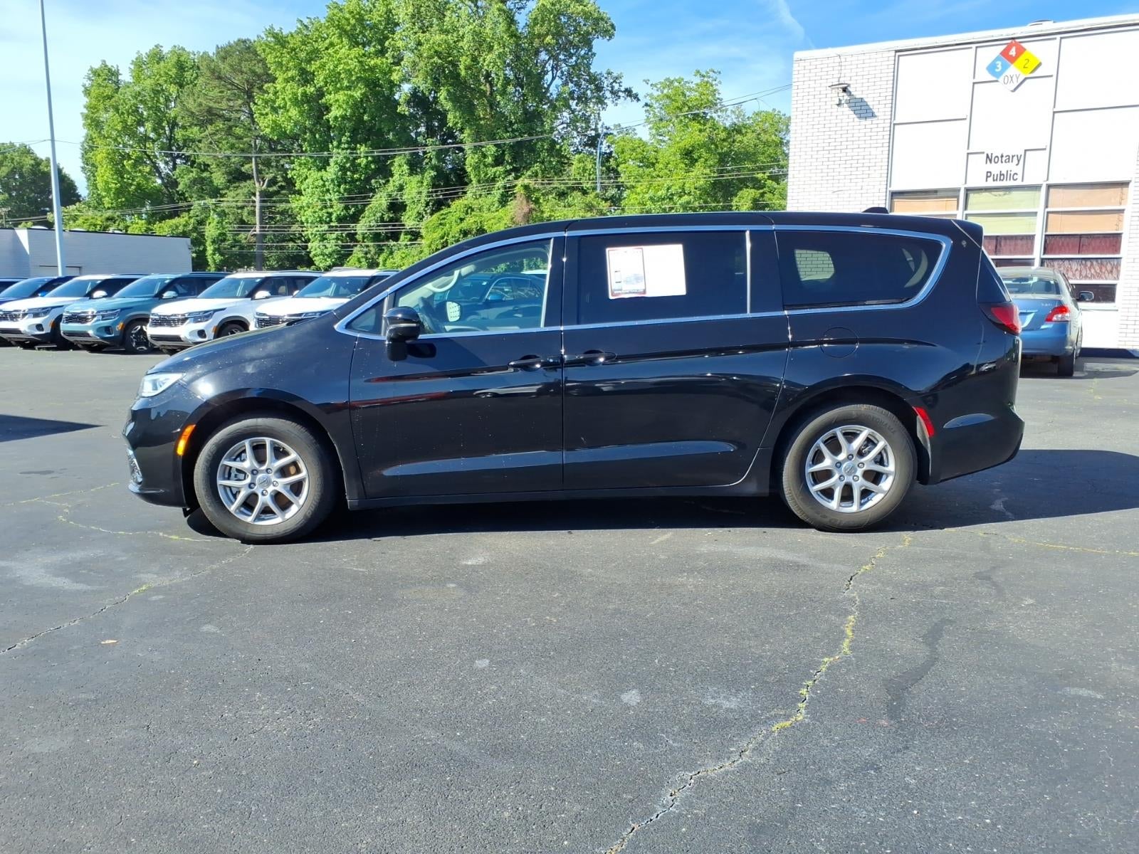 2024 Chrysler Pacifica Touring L