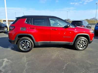 2025 Jeep Compass Trailhawk