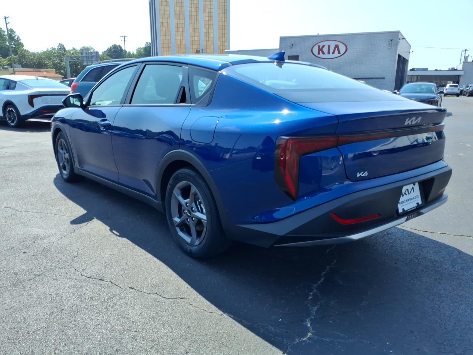 2025 Kia K4 LXS
