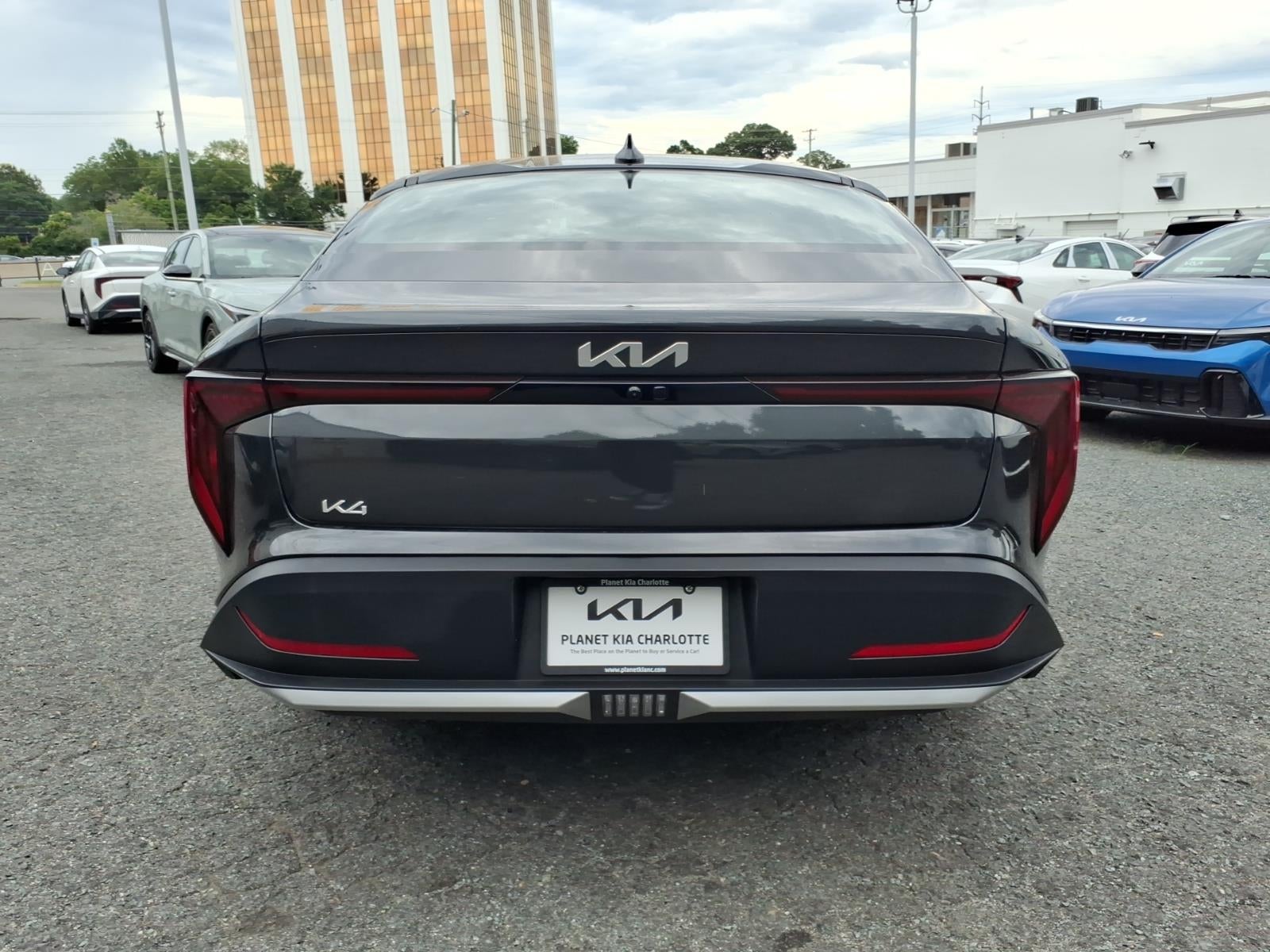 2025 Kia K4 LXS