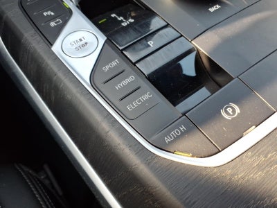 2024 BMW 3 Series 330e iPerformance