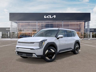2026 Kia EV9 Light Short Range