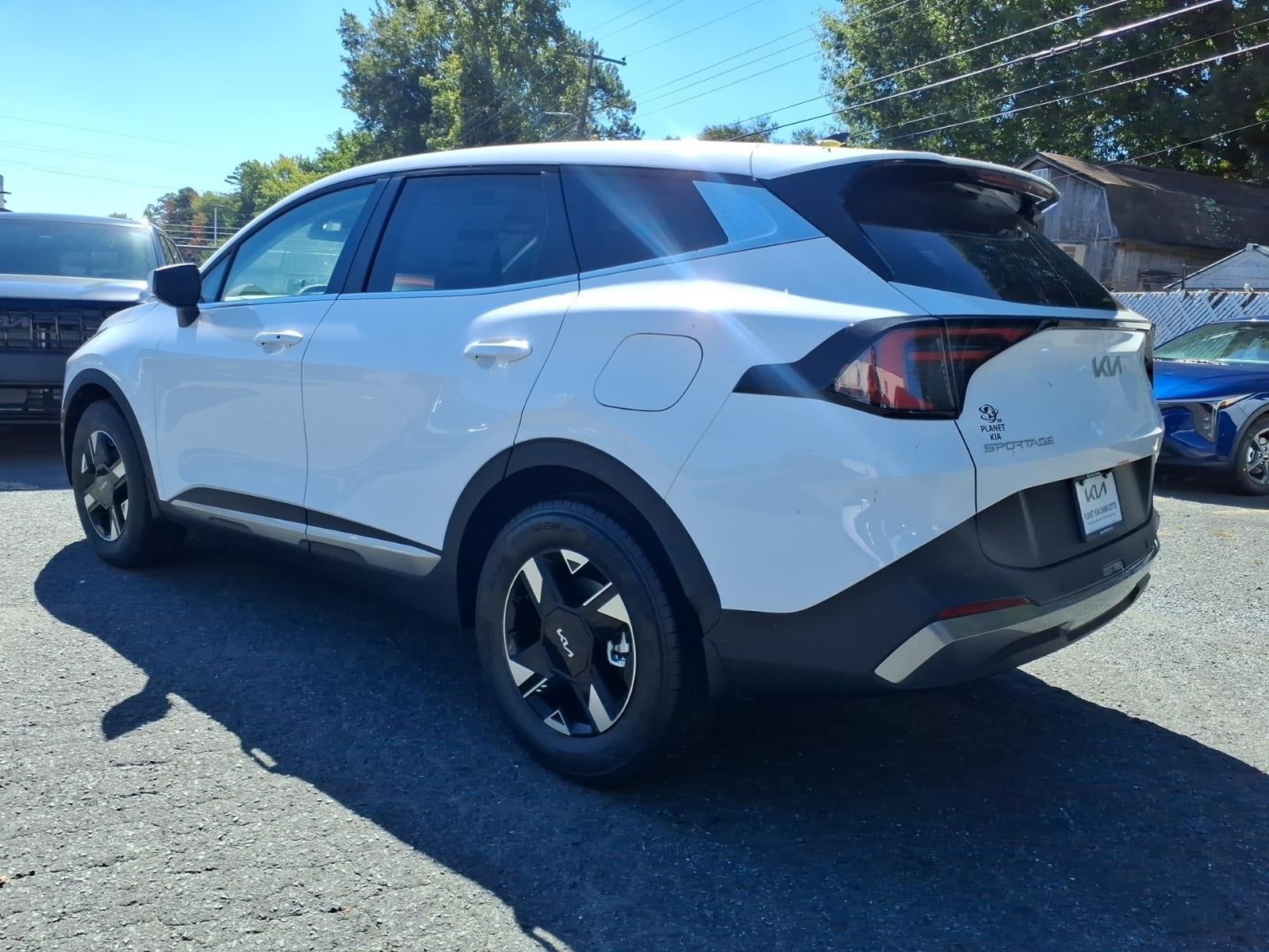 2027 Kia Sportage LX
