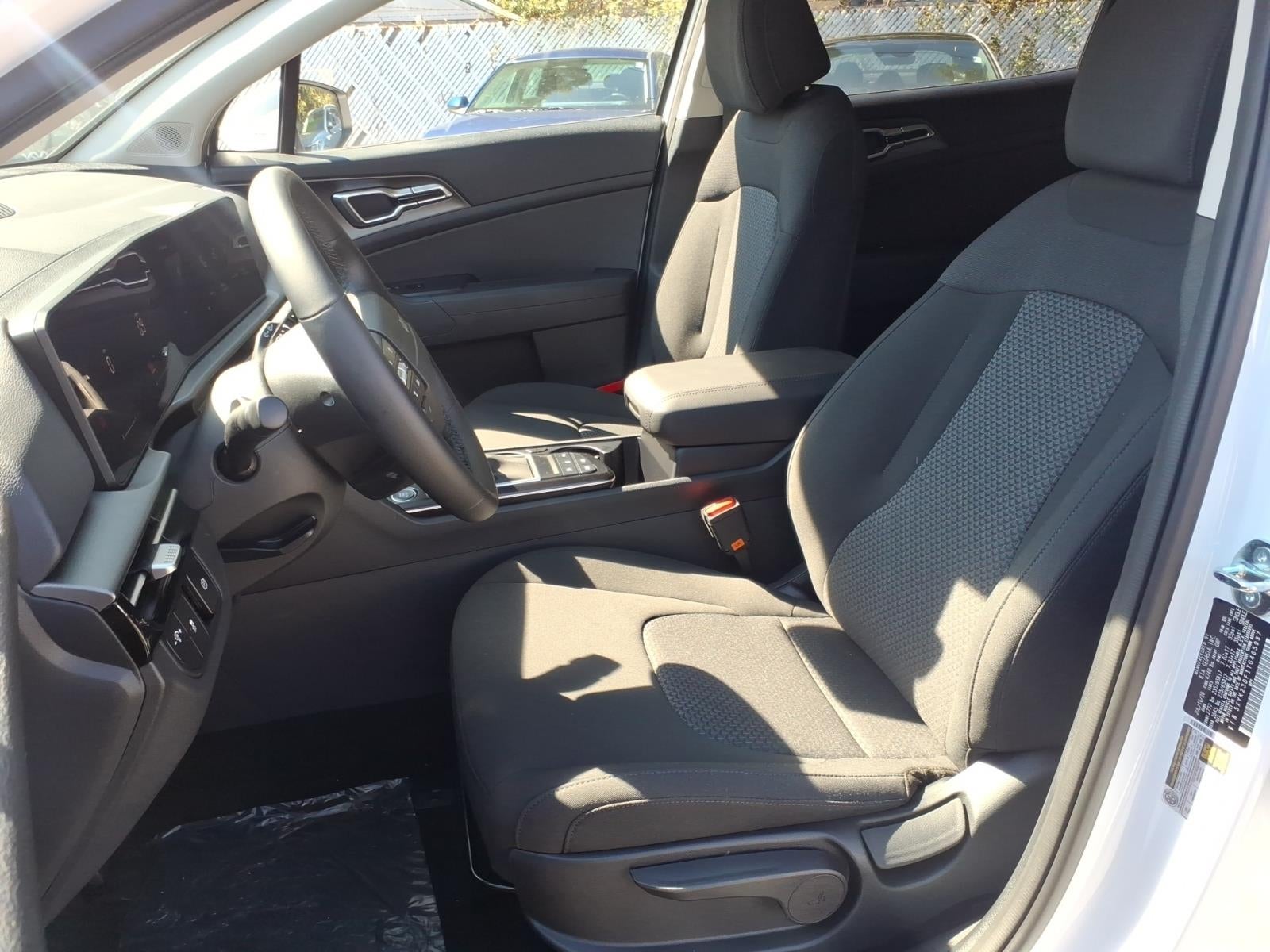 2027 Kia Sportage LX