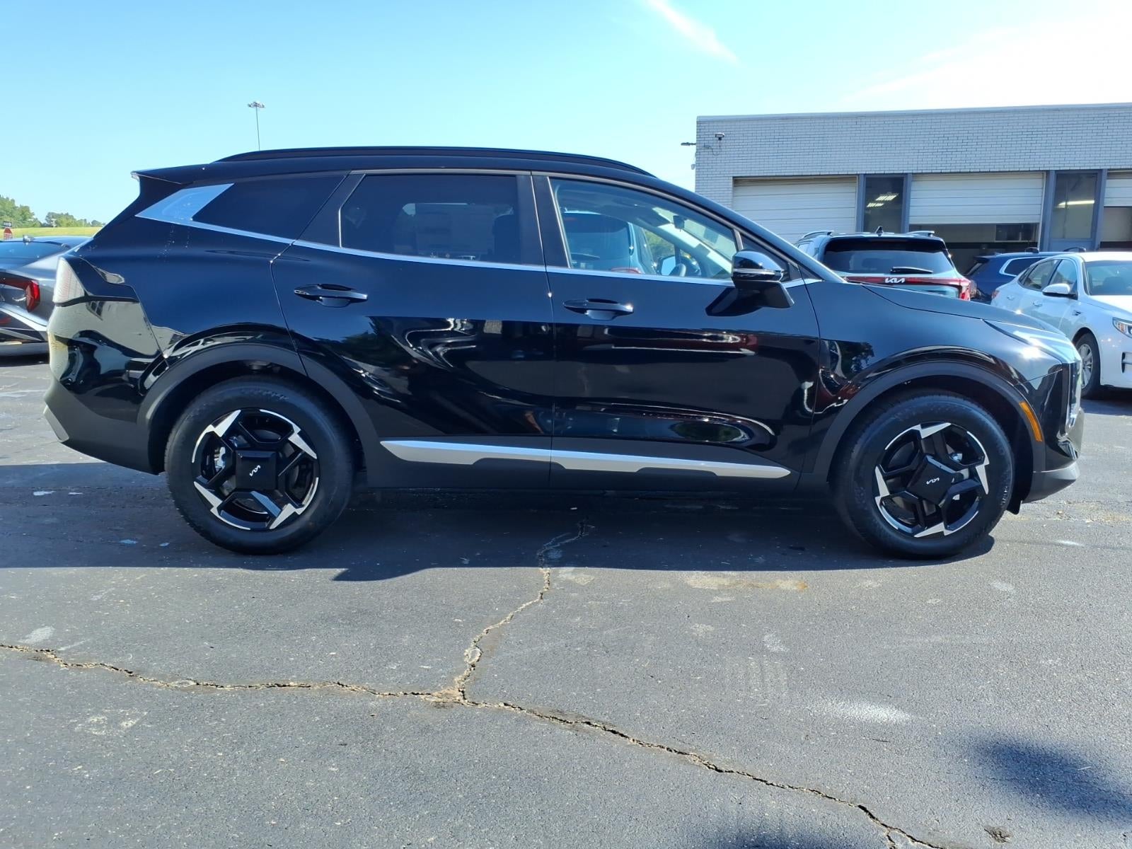 2027 Kia Sportage EX