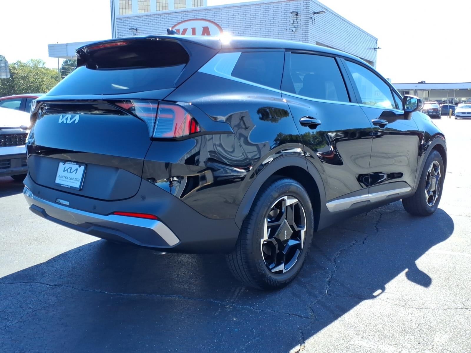 2027 Kia Sportage EX