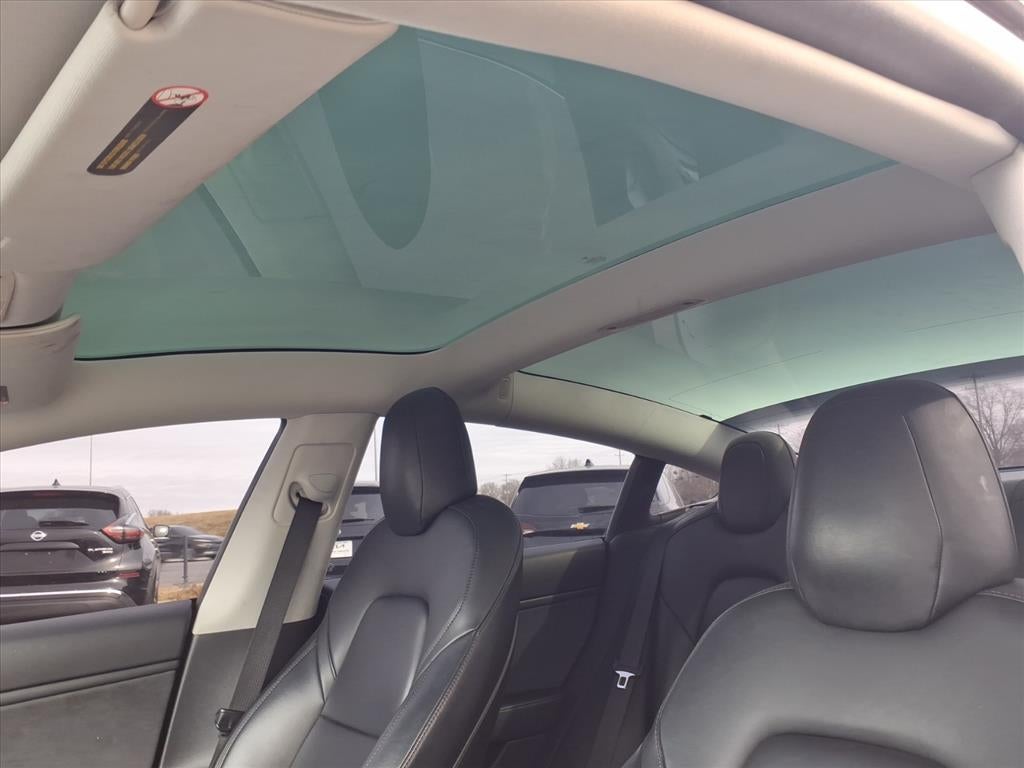 2019 Tesla Model 3 Base