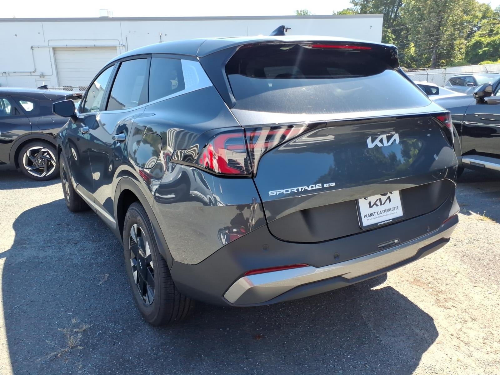 2027 Kia Sportage Hybrid LX