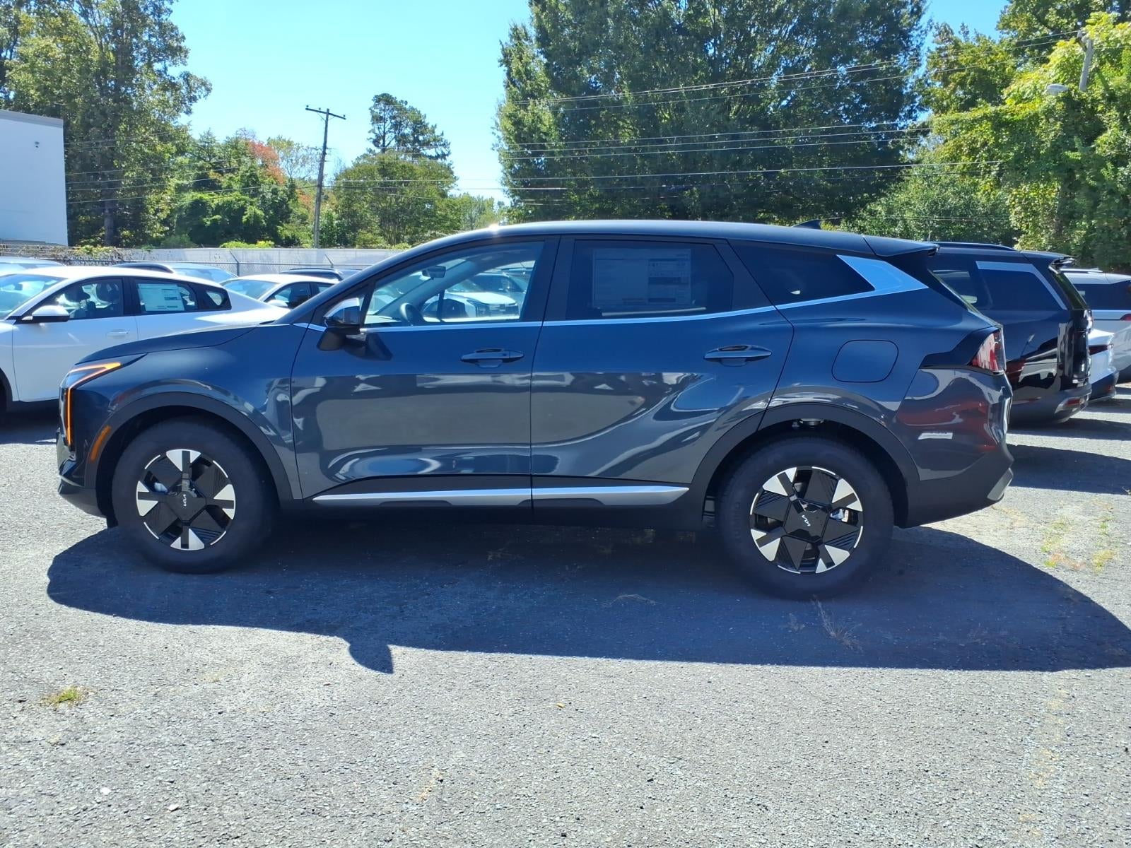 2027 Kia Sportage Hybrid LX