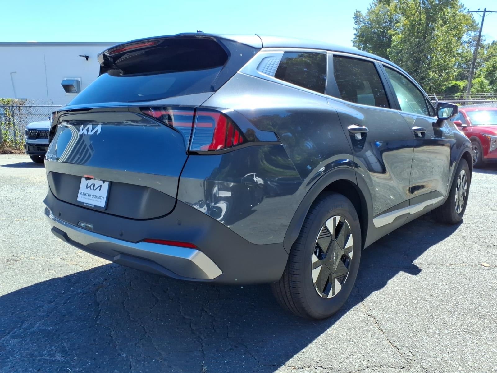 2027 Kia Sportage Hybrid LX