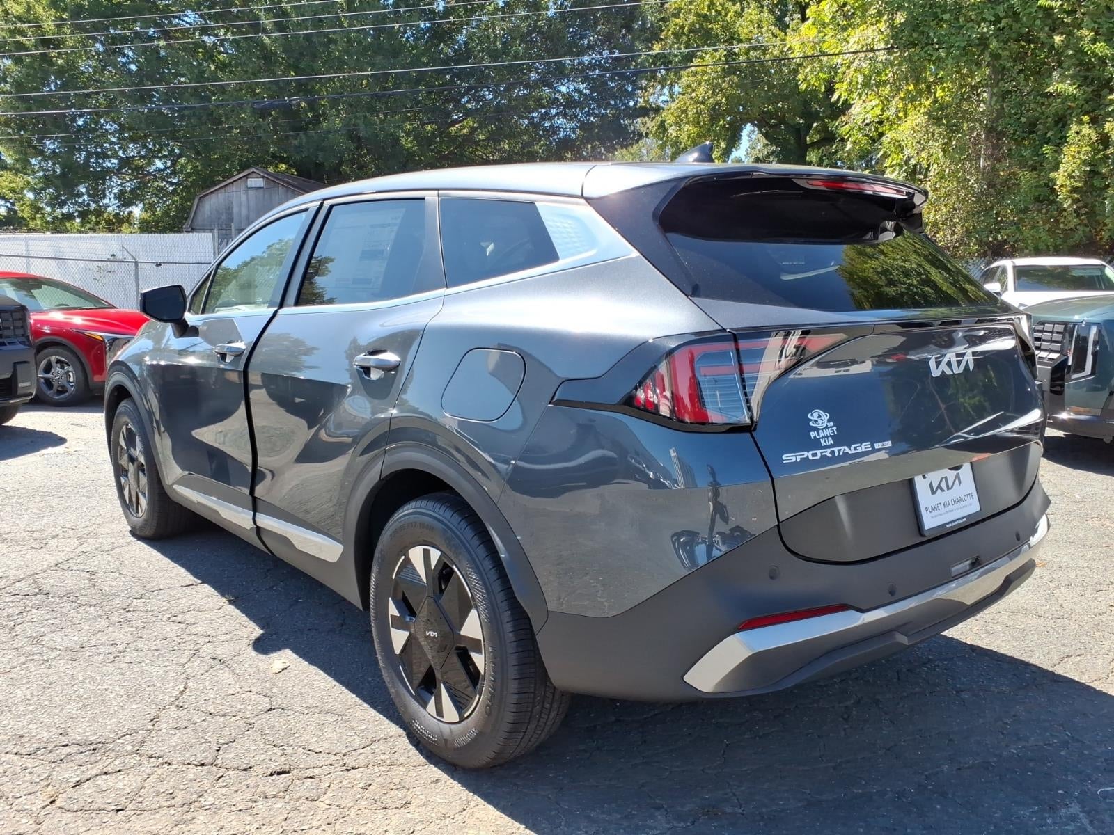 2027 Kia Sportage Hybrid LX