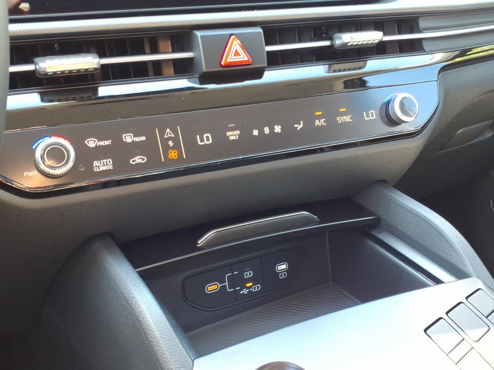 2027 Kia Sportage Hybrid LX