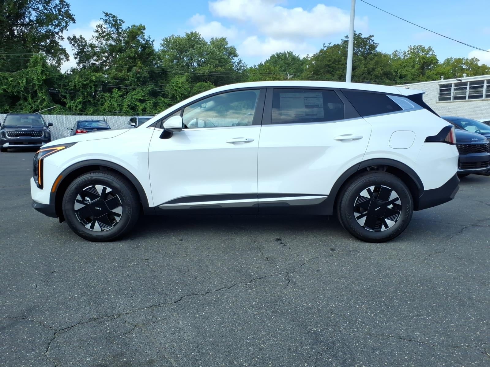2027 Kia Sportage Hybrid LX