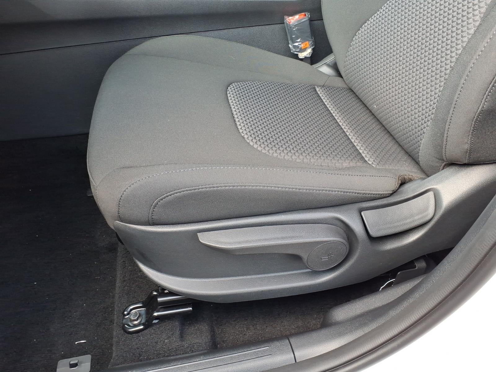2027 Kia Sportage Hybrid LX