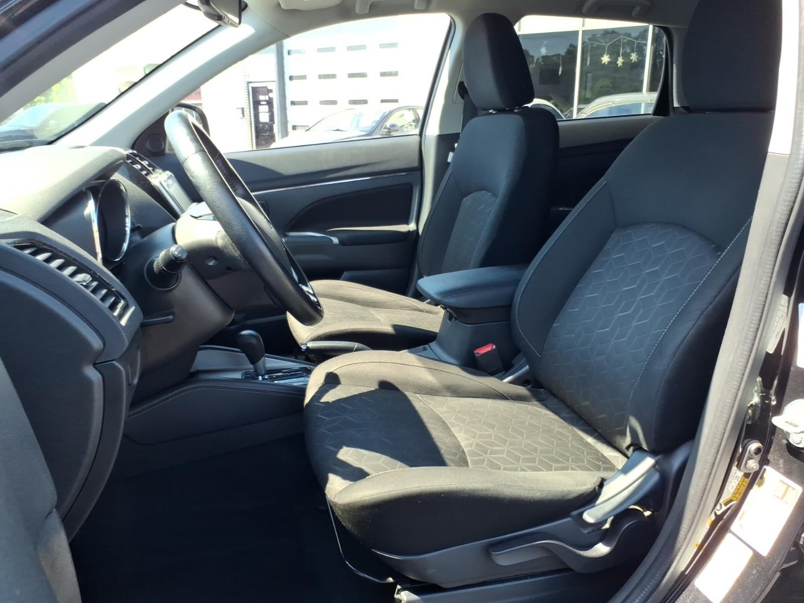 2020 Mitsubishi Outlander Sport Base