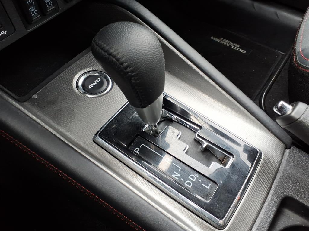 2025 Mitsubishi Outlander Sport LE