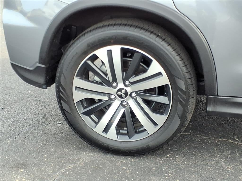 2025 Mitsubishi Outlander Sport LE