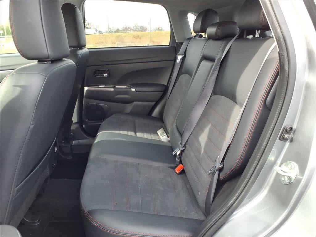 2025 Mitsubishi Outlander Sport LE