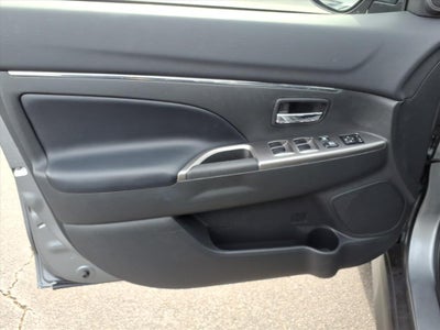 2025 Mitsubishi Outlander Sport LE