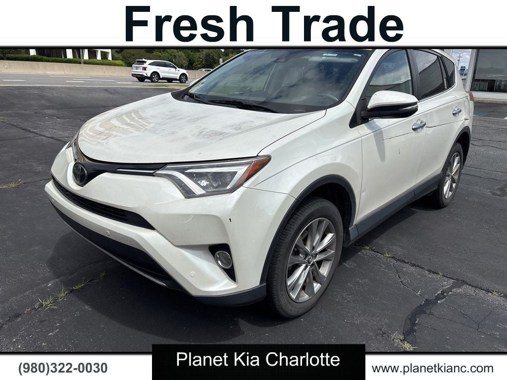 2017 Toyota RAV4's photo