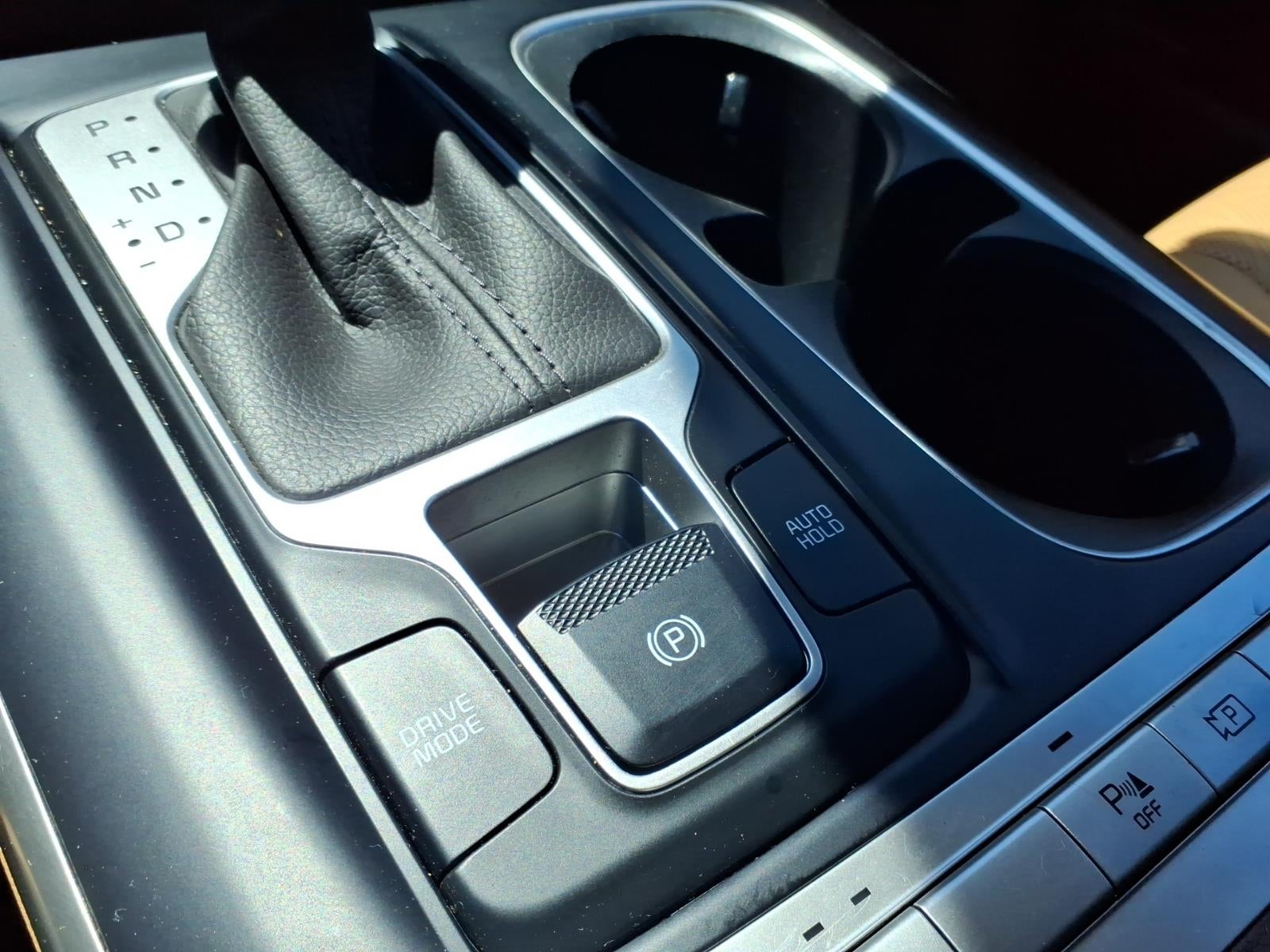 2023 Kia Carnival LX Seat Package