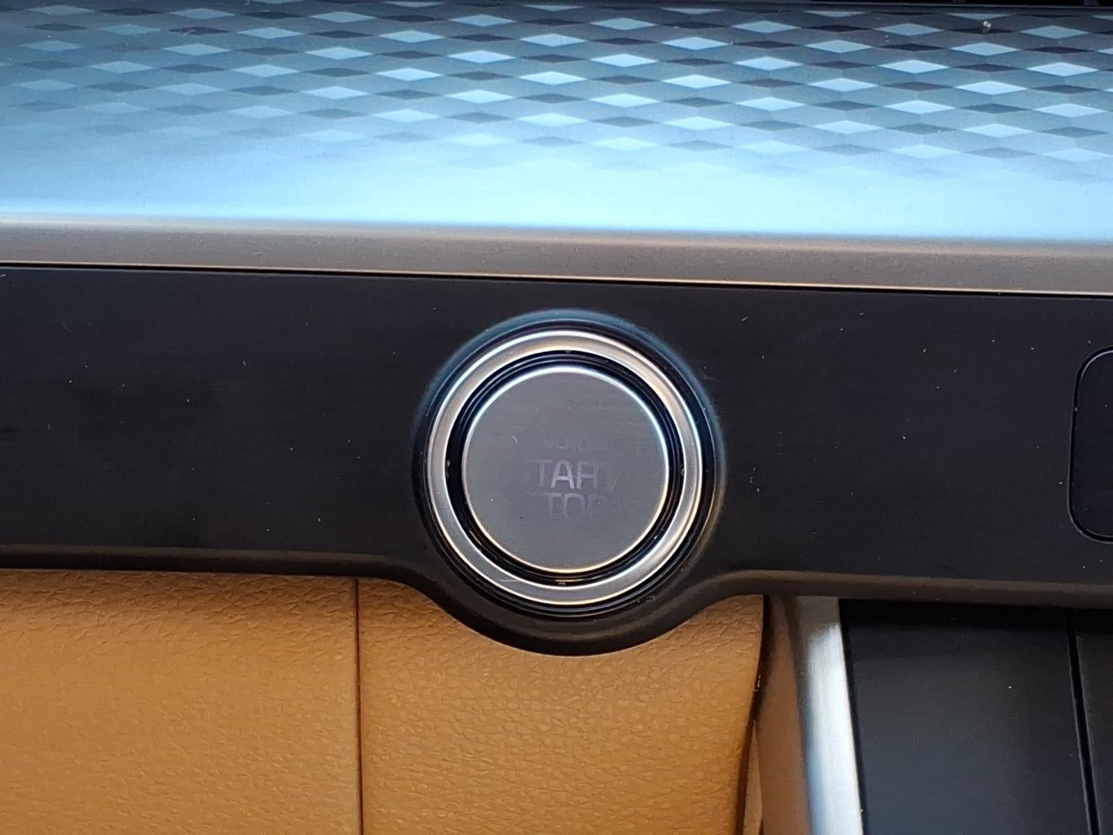 2023 Kia Carnival LX Seat Package