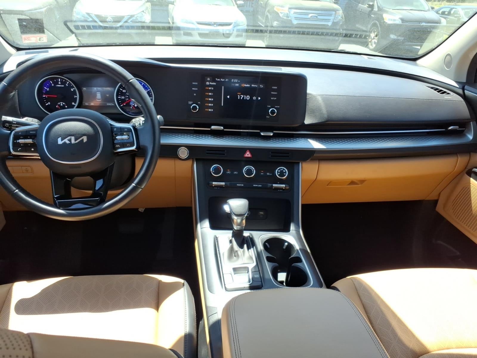 2023 Kia Carnival LX Seat Package