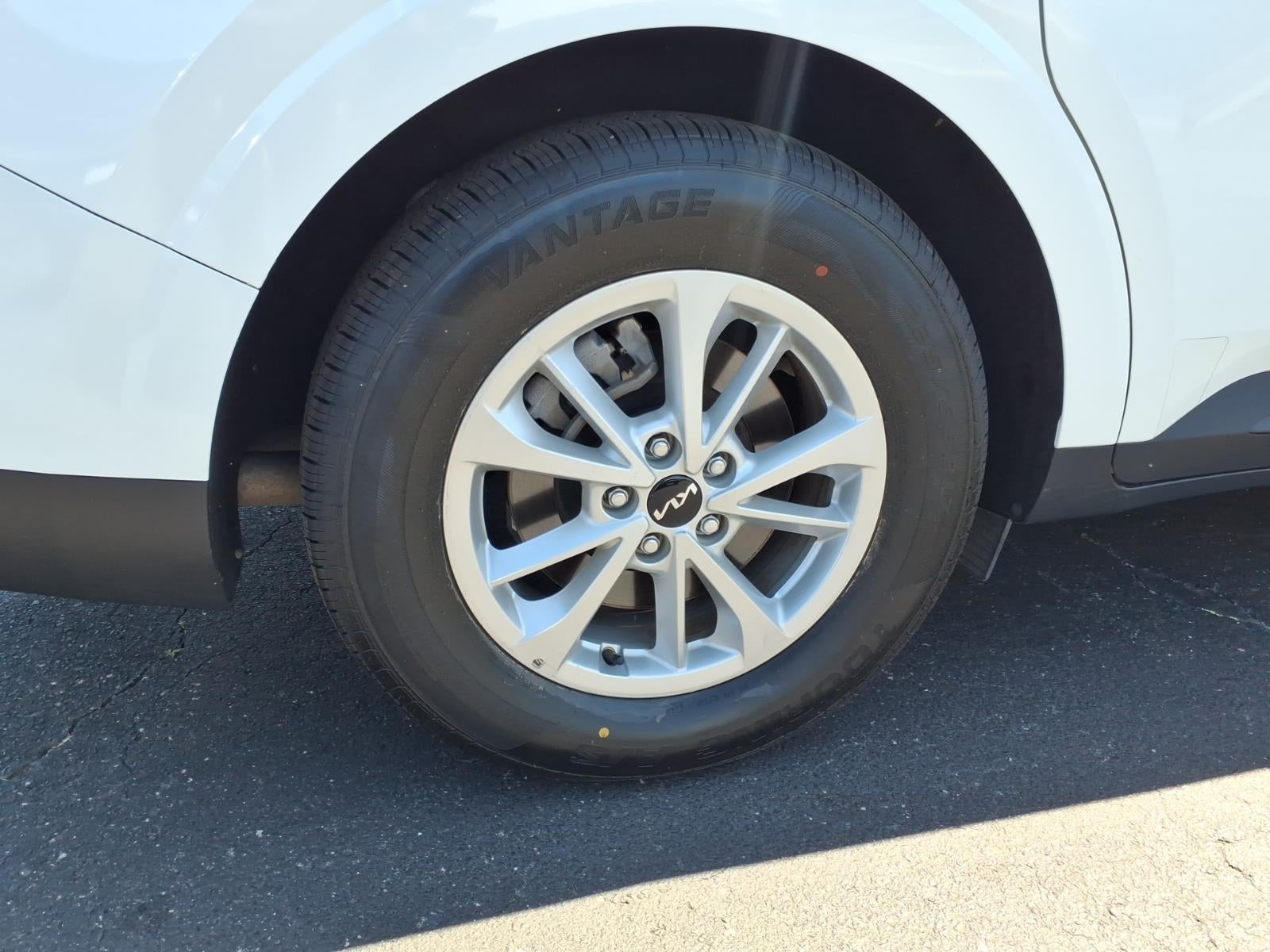 2023 Kia Carnival LX Seat Package