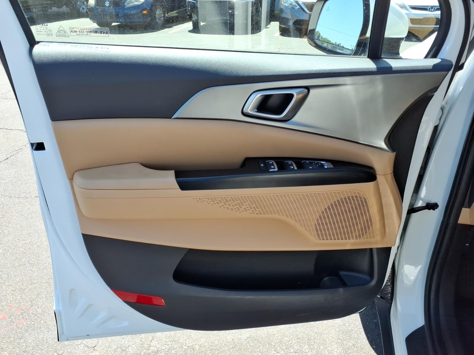 2023 Kia Carnival LX Seat Package