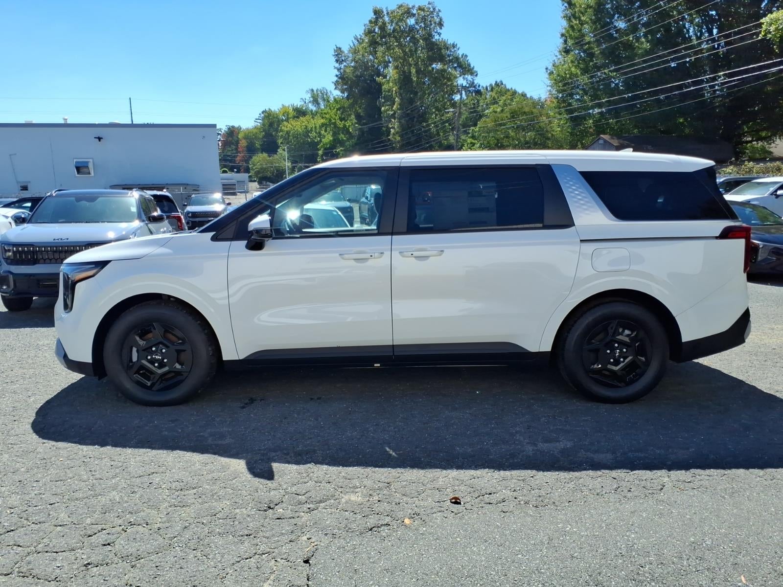 2026 Kia Carnival LXS
