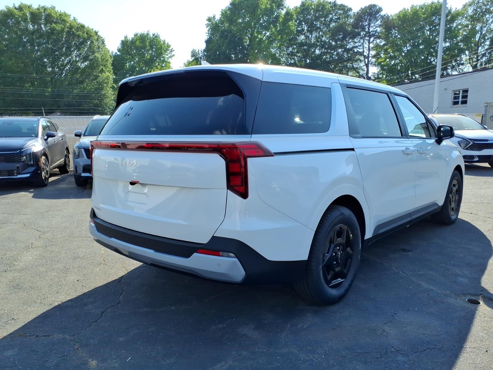 2026 Kia Carnival LX