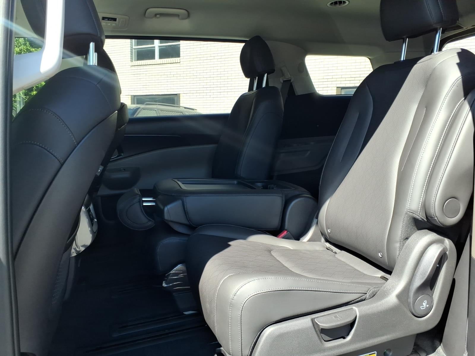 2026 Kia Carnival Hybrid LXS