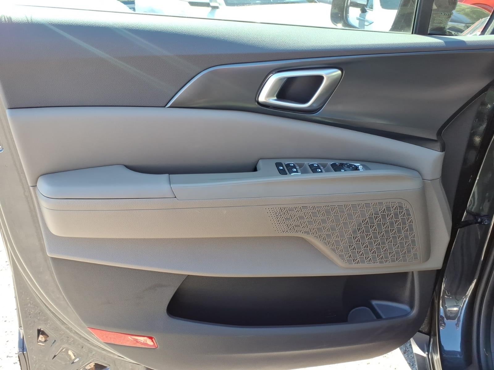 2026 Kia Carnival Hybrid LXS