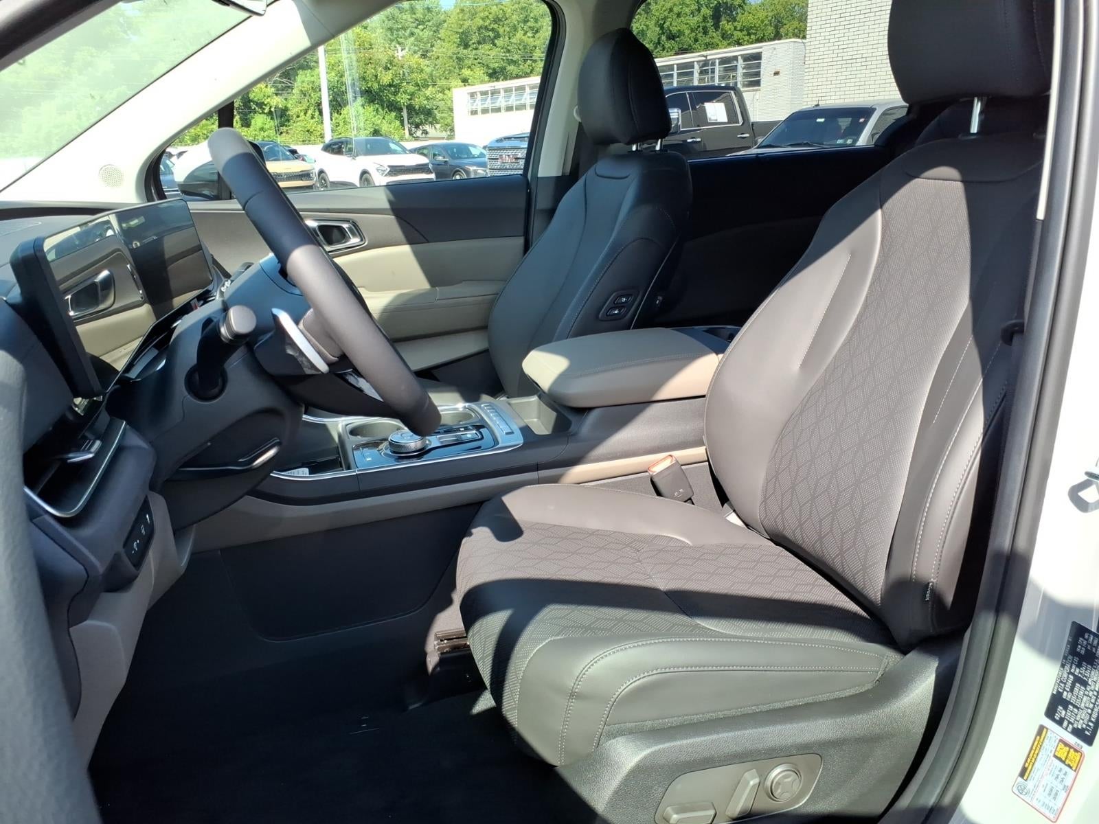2026 Kia Carnival Hybrid EX