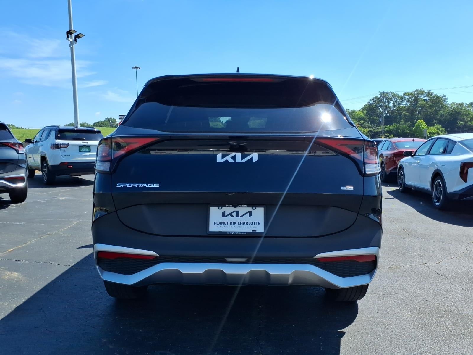 2023 Kia Sportage Hybrid LX