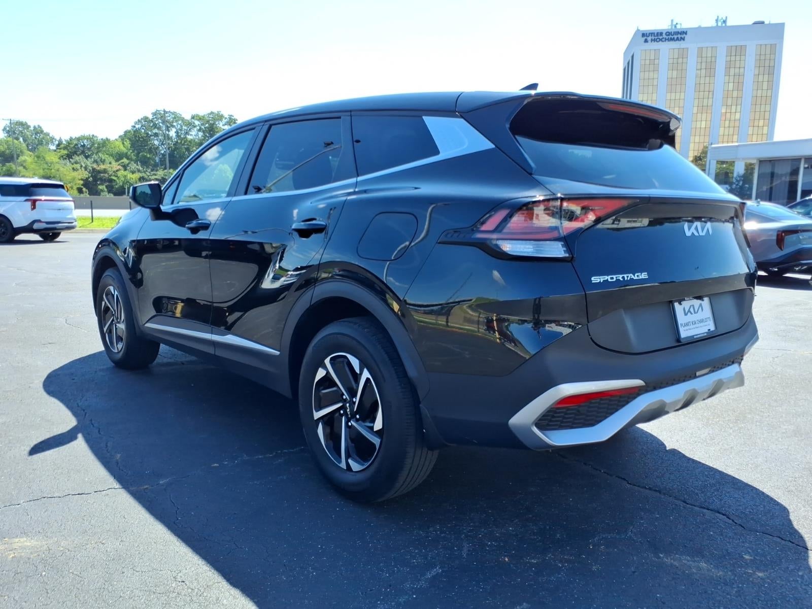 2023 Kia Sportage Hybrid LX
