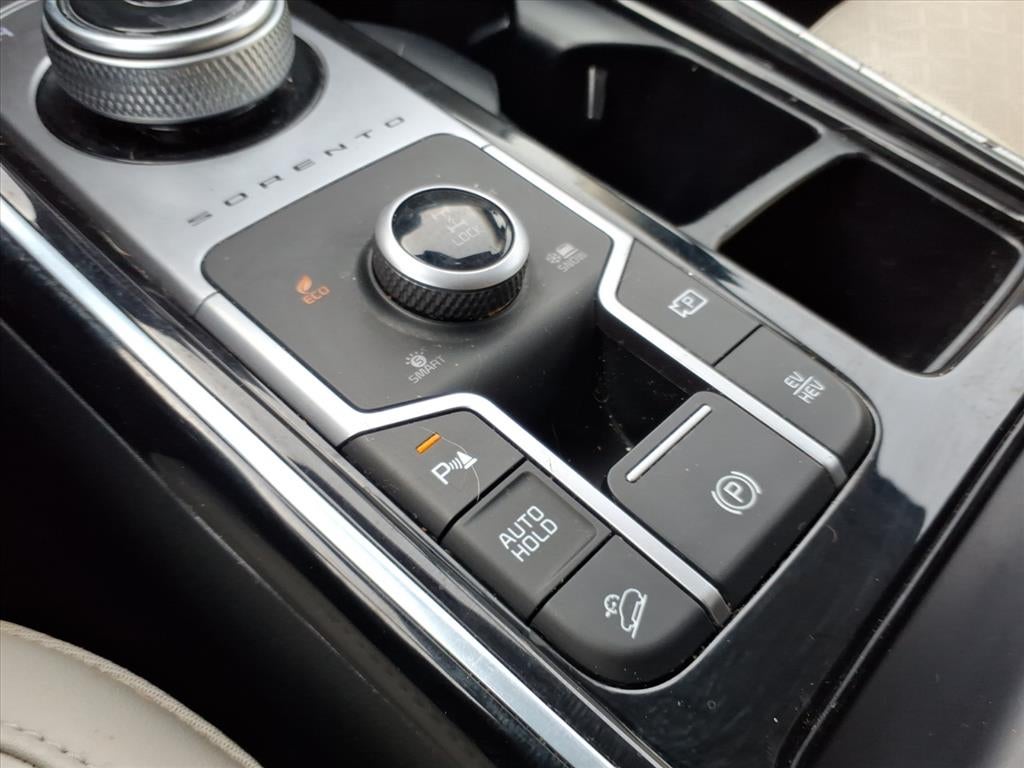 2022 Kia Sorento Plug-In Hybrid SX