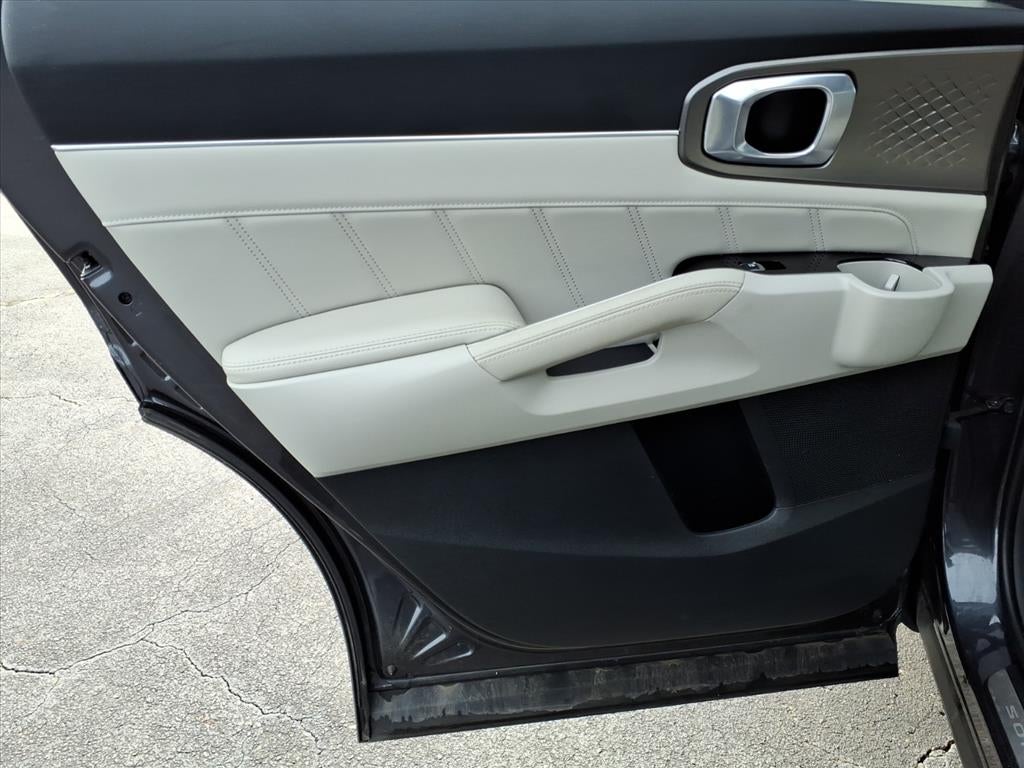 2022 Kia Sorento Plug-In Hybrid SX