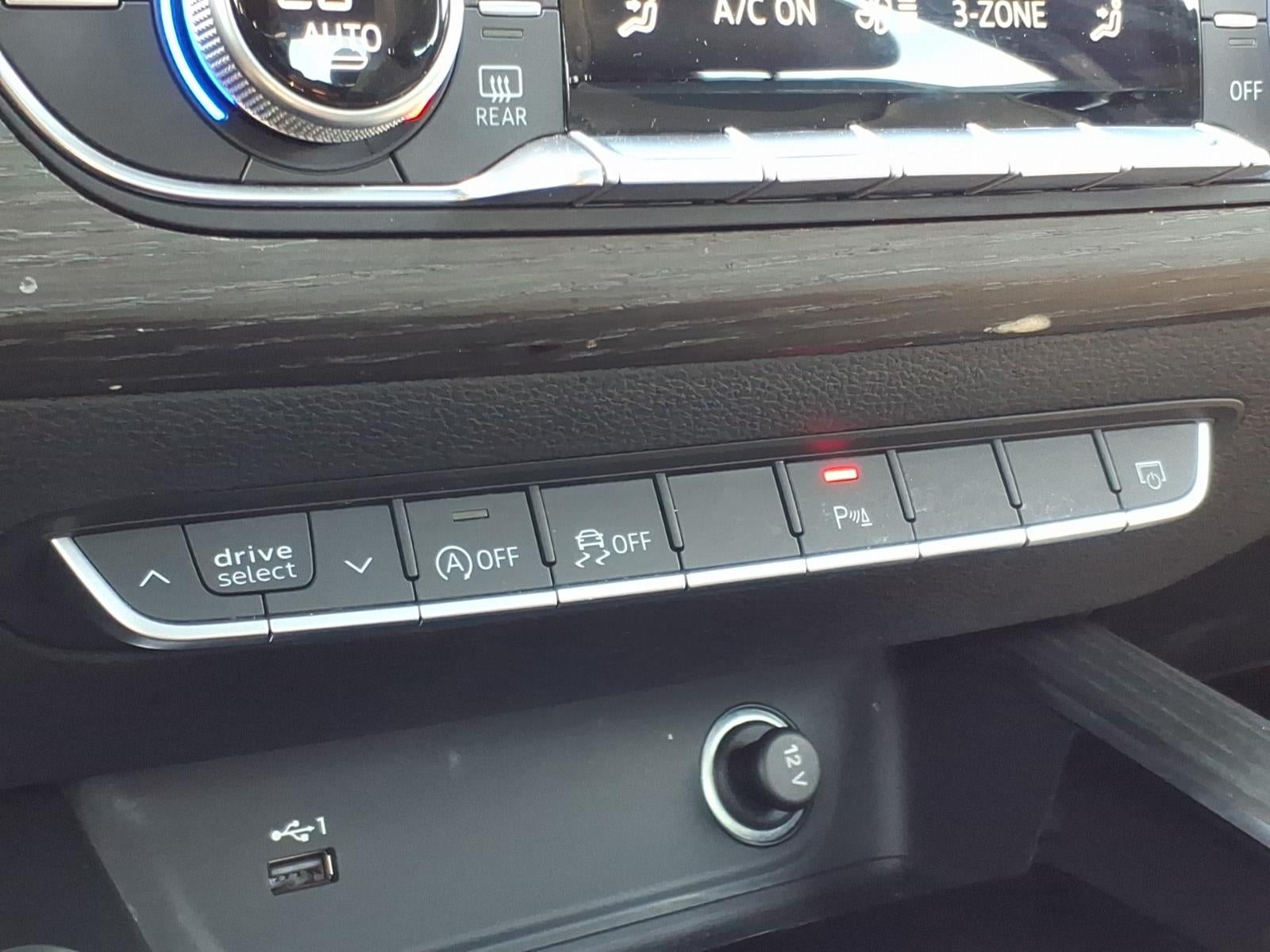 2023 Audi A4 45 S line Premium Plus quattro