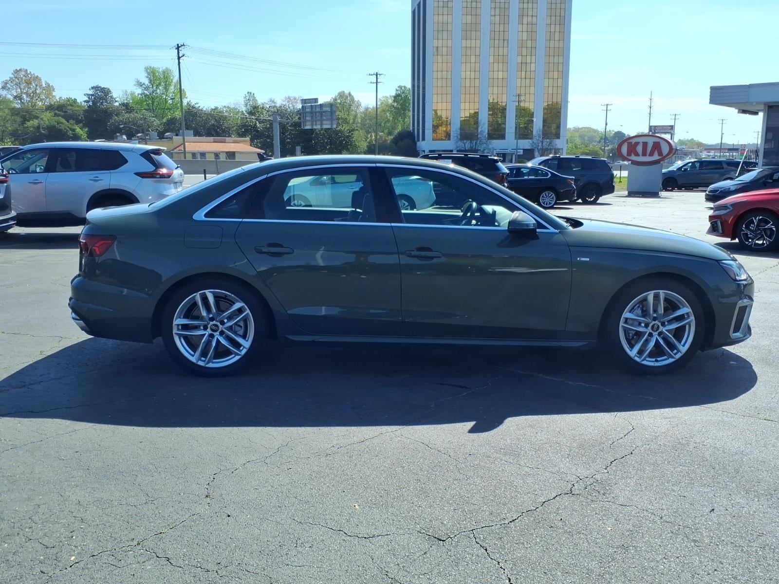 2023 Audi A4 45 S line Premium Plus quattro