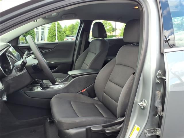 2025 Chevrolet Malibu LS