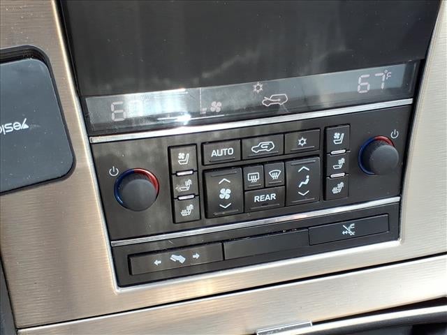 2013 Cadillac Escalade Platinum Edition