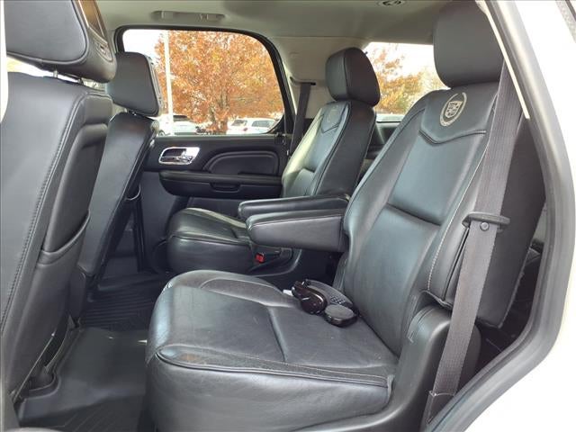 2013 Cadillac Escalade Platinum Edition